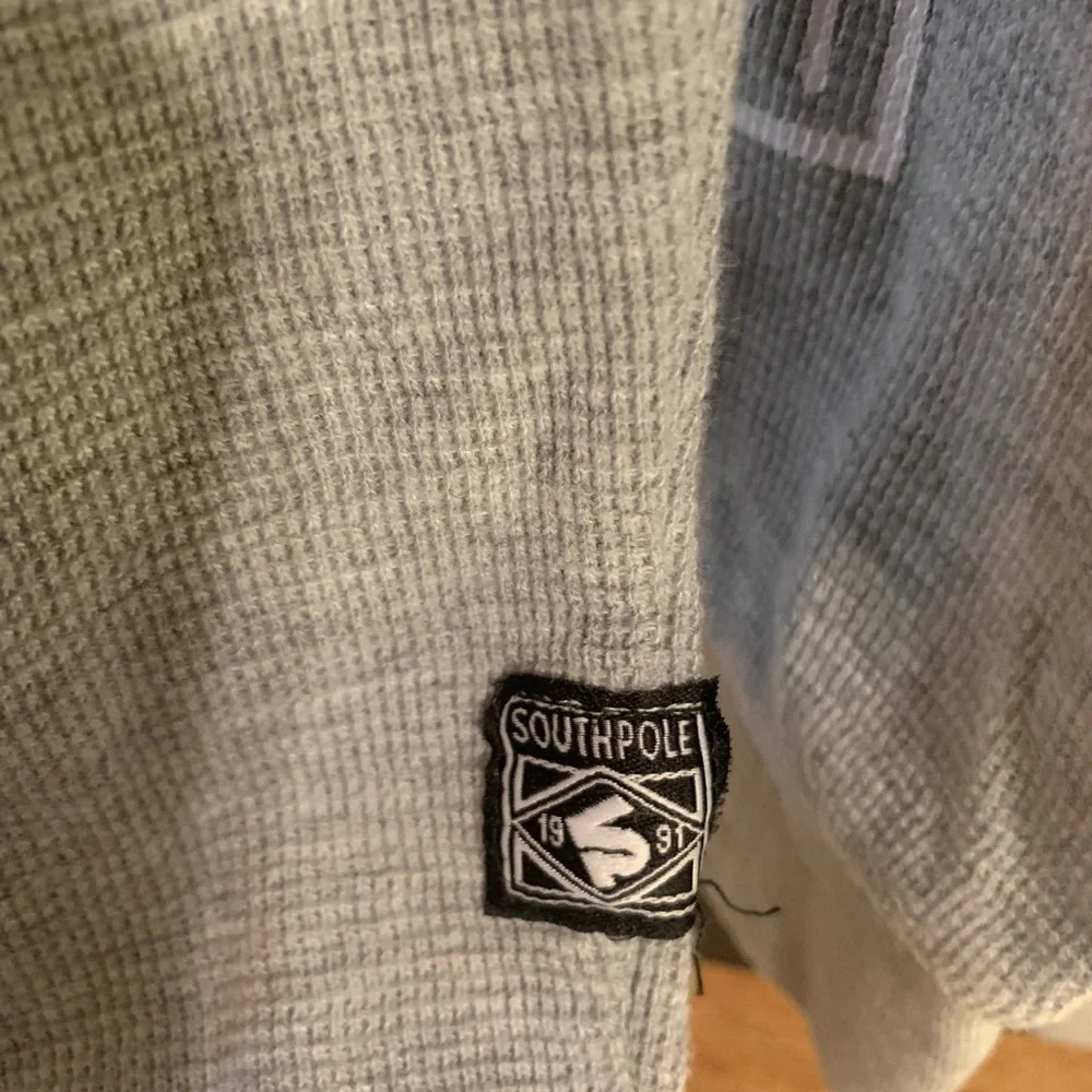 South Pole Tiger Graphic Print Thermal Waffle Knit Pullover Gray Size Med 8-10